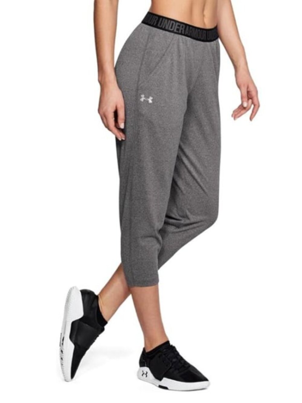 Under Armour Gray with Black Elastic Waistband Play Up Capri Jogger - Large